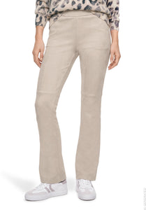Betty Barclay suede-effect pull-on trousers in taupe, 6071/1178, photo 4