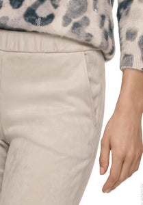 Betty Barclay suede-effect pull-on trousers in taupe, 6071/1178, photo 3