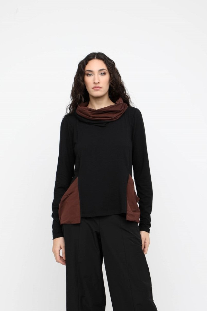 Ozai N Ku 777026 in black, front