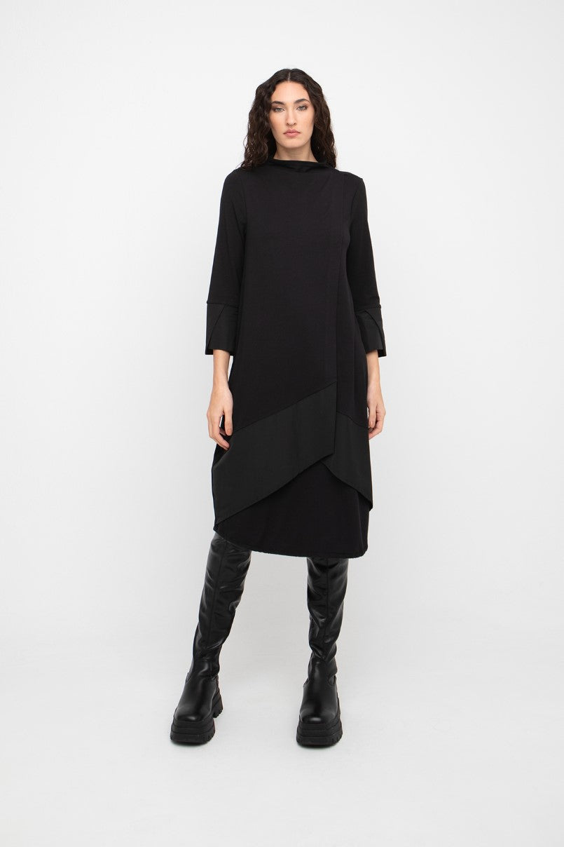Ozai N Ku 777031 in black, front