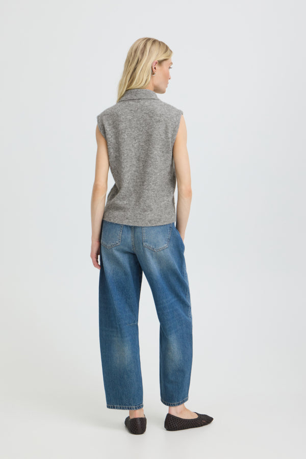 b.young 20819113, back view
