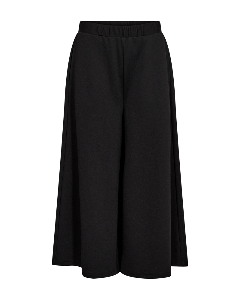 Freequent Nanni Culotte in black, front view