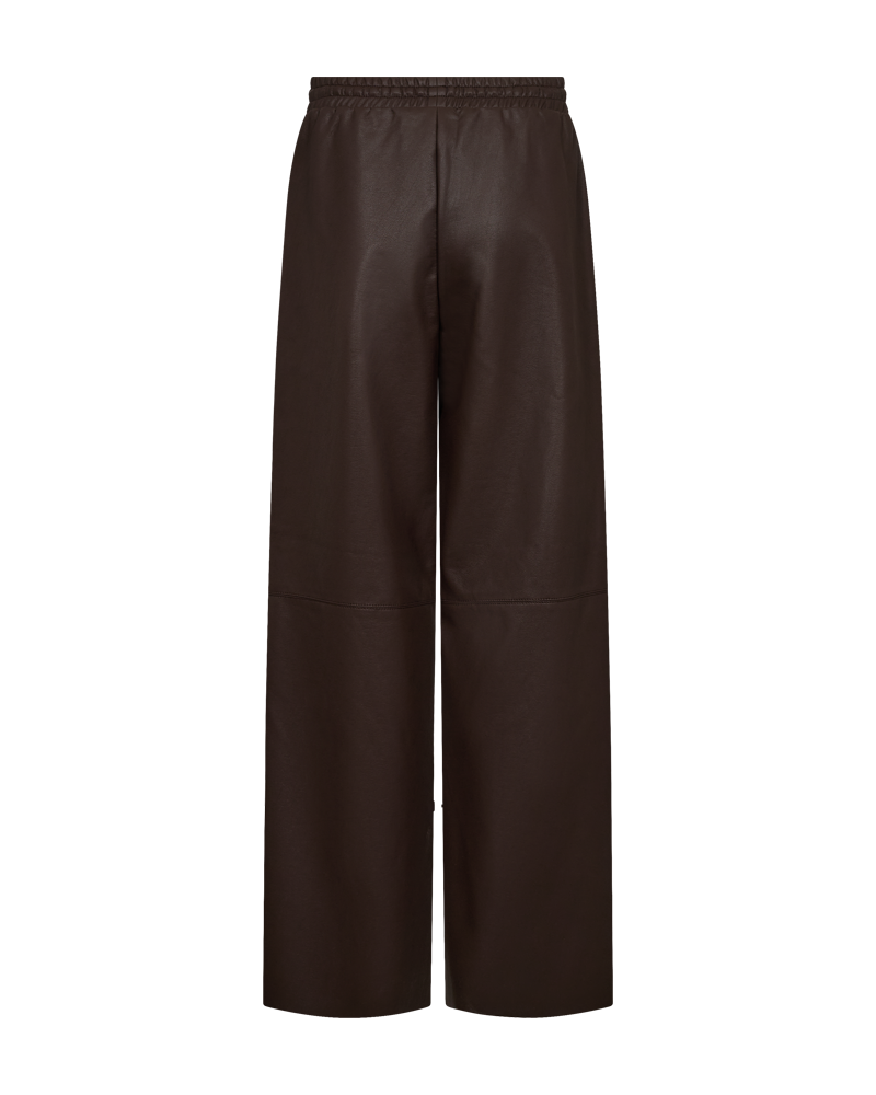Freequent Veggy Pants in dark brown, back view