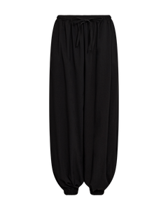 Freequent Hamy Pants in black, front view